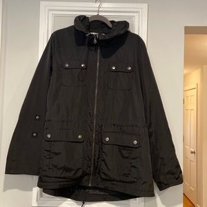 GUC DKNY Lightweight/ Rain jacket.